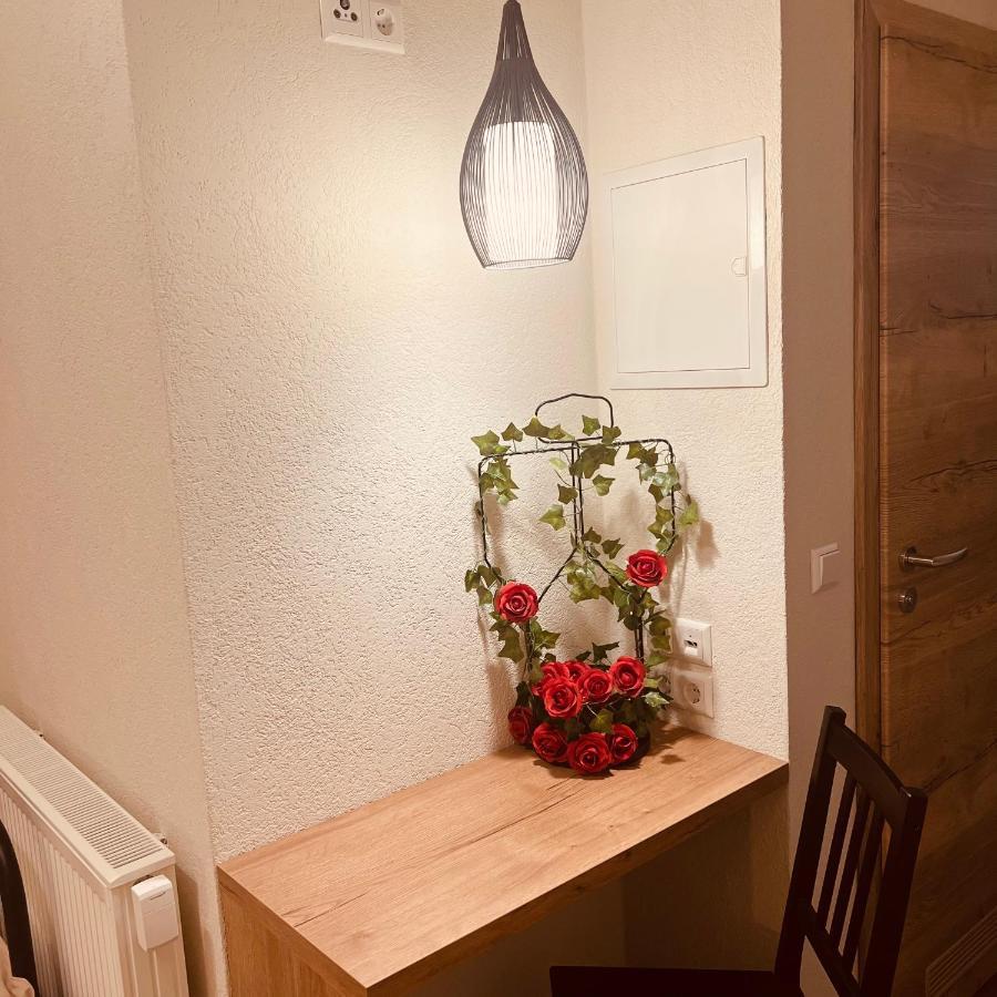 Hotel Rose Boardinghouse 24H-7D Self Check-In Automat Grossbottwar Exterior foto